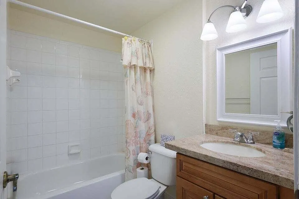 bathroom1