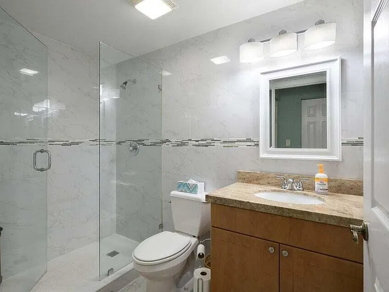 bathroom2
