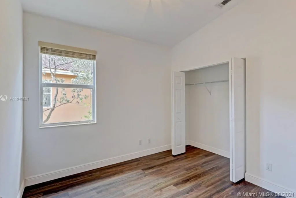 bedroom2 1024x686