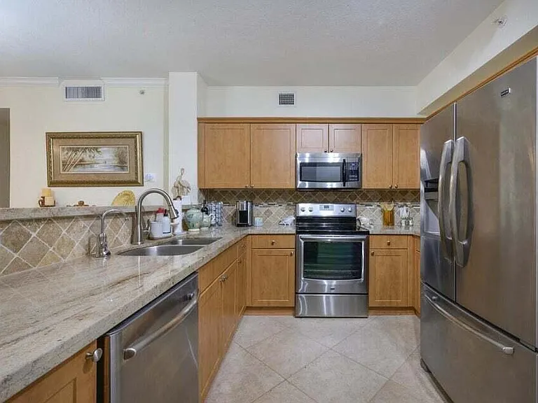 kitchen main