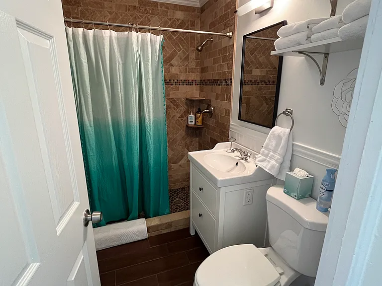 bathroom west palm beach student housing